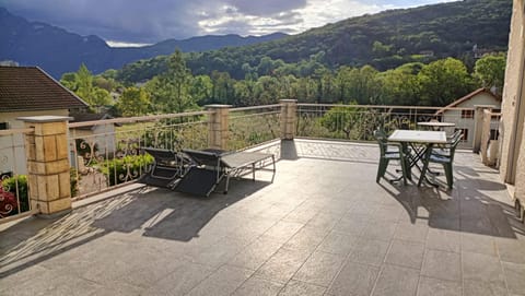 Natural landscape, View (from property/room), Balcony/Terrace, Balcony/Terrace, Mountain view