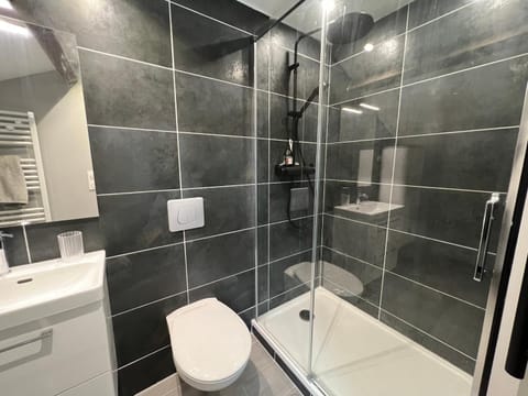 Shower, Toilet, Bathroom