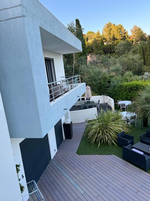 Patio, Balcony/Terrace, Garden view