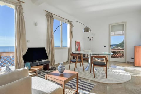 Full Sea View Near Monaco with Pool Apartamento in Cap-d'Ail