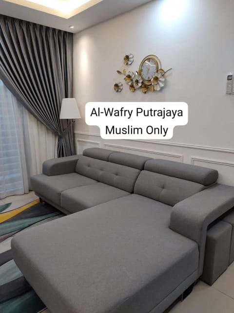 AL-WAFRY PUTRAJAYA Presint 16 - Bersebelahan Everly Alamanda Mall Condo in Putrajaya