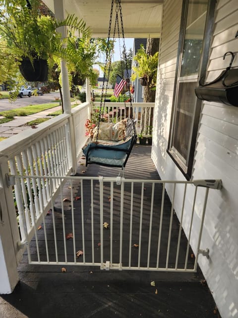 Property building, Balcony/Terrace