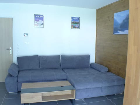 Appartement Neuf 2 Pièces avec Terrasse et Parking - Résidence de Standing entre Samoëns et Morillon - FR-1-629-128 Apartment in Morillon