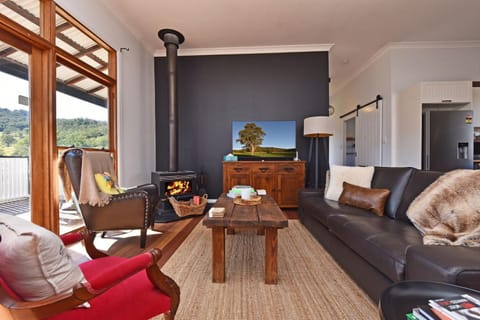 Cariad Private Country Hideaway at Mount View - stunning 360d viewss House in Mount View