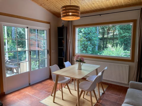 Dining area, Garden view