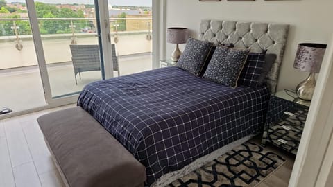 leigh Penthouse Apartment Vacation rental in Southend-on-Sea