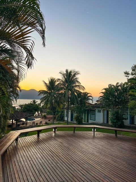 Casa Morro Santa Teresa House in Ilhabela