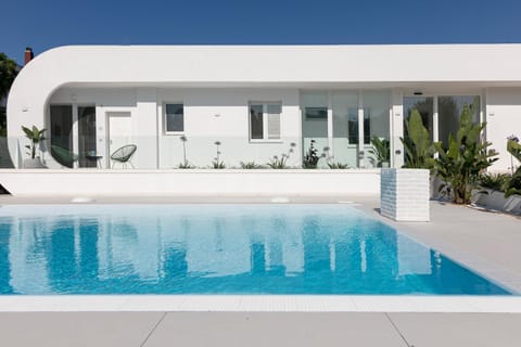 Property building, Pool view, Swimming pool, Swimming pool