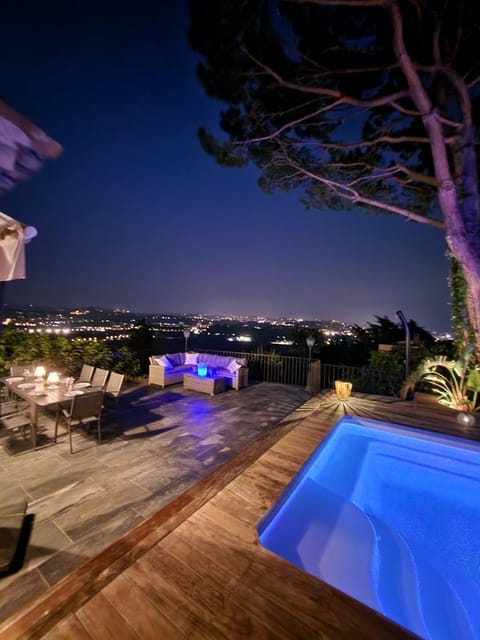 Cannes - Mandelieu - Villa Vue Mer - 4 chambres - clim - piscine privée - proche plage Villa in Mandelieu-La Napoule