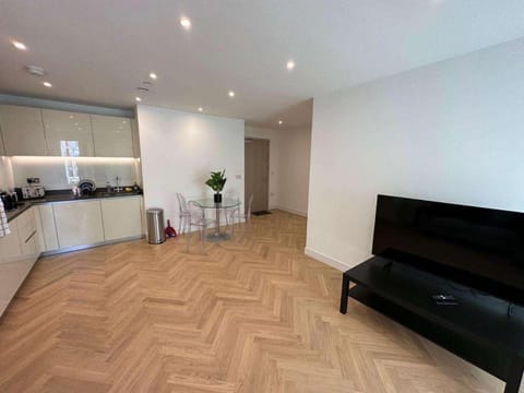 Spacious one bedroom luxury apartment in Kidbrooke Greenwich Apartment in London Borough of Lewisham