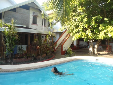 Menchu's Pension House Auberge in Panglao