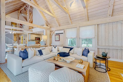 Tranquil Haven House in West Tisbury