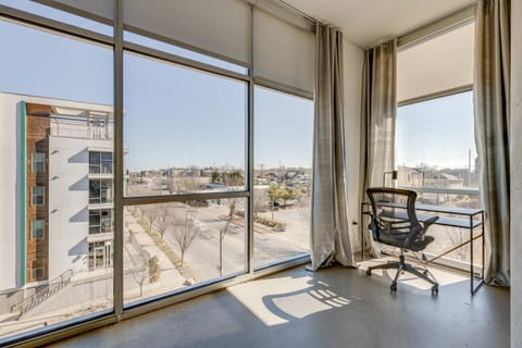 Amazing 2 Bd 4th floor condo with spectacular views House in East Nashville