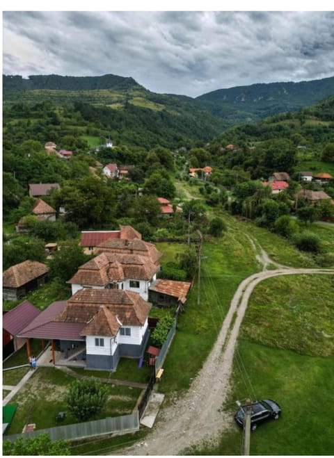 Property building, Natural landscape, Mountain view, Street view, Parking