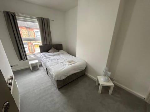 Perfect Home From Home In Stoke on Trent Haus in Stoke-on-Trent