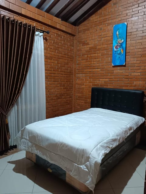 Guesthouse Jogja Omah Punagi Bed and Breakfast in Special Region of Yogyakarta