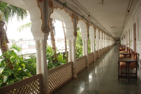 Hotel Pushkar Palace Hotel in Rajasthan