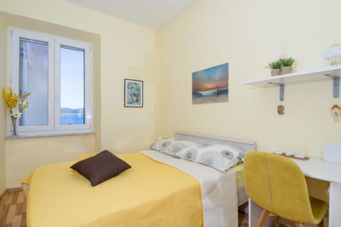 Vera Apartment with Seaview Apartamento in Zadar