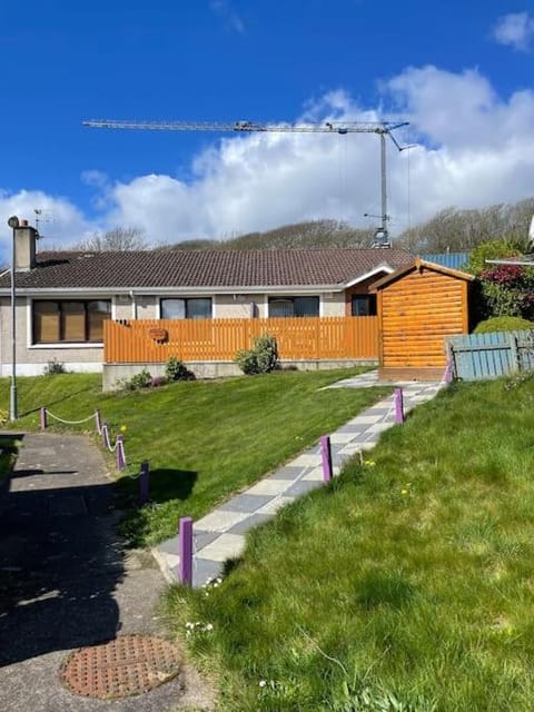 Harmony House enclosed property near beach and lake House in Tramore