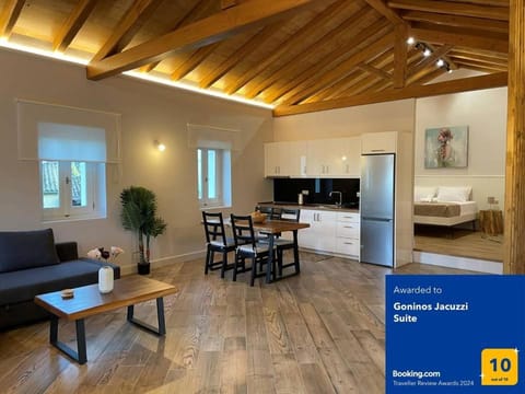 Kitchen or kitchenette, Living room, Seating area, Dining area, Bedroom