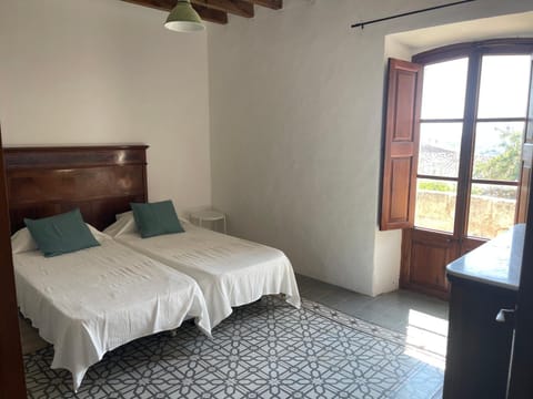 Tramuntana home with swimming pool, Can Canonge House in Selva