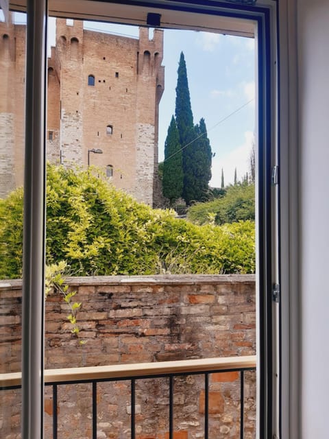 Day, Landmark view