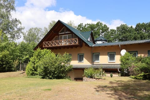 Property building, Natural landscape, Garden, Garden view