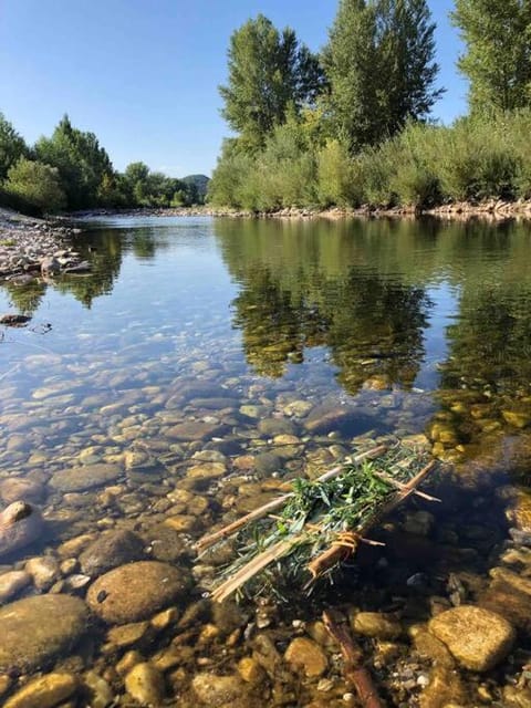 Bambou lodge anduze, les pieds dans l'eau Appartamento in Anduze