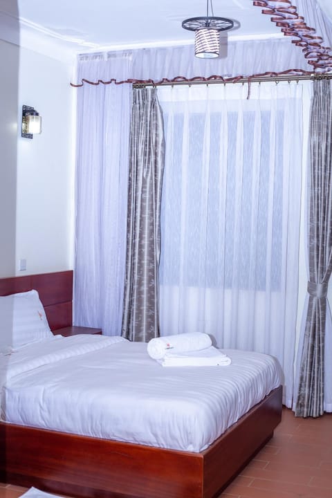 LA BREZI SUITES Hotel in Kampala