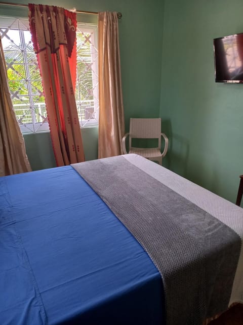 Sevelle Meadows 2 Extended Stay Apartment in Saint Catherine Parish