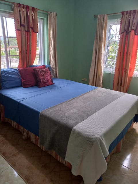 Sevelle Meadows 2 Extended Stay Apartment in Saint Catherine Parish