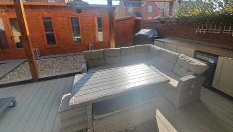 Thistle House - hot tub, parking House in Whitstable