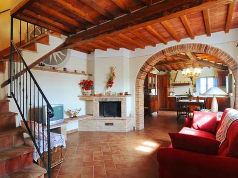 Exclusive castle with private pool and garden House in Foiano della Chiana