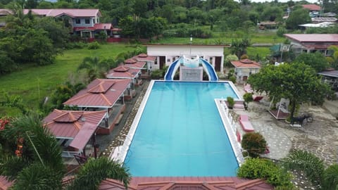 Property building, Swimming pool