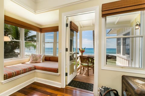 2br Oceanfront Cottage in Poipu- Alekona Kauai House in Poipu