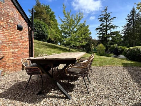 Dining area, Garden view