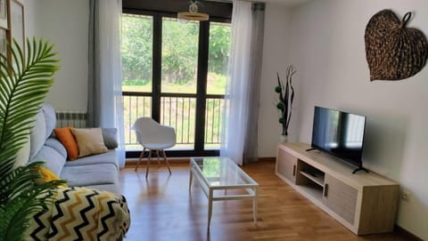 Natural landscape, Living room, Dining area, Mountain view