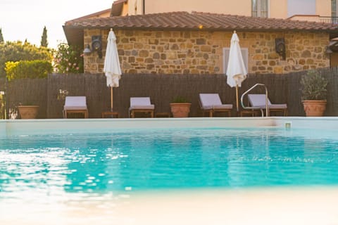 Seating area, Pool view, Swimming pool