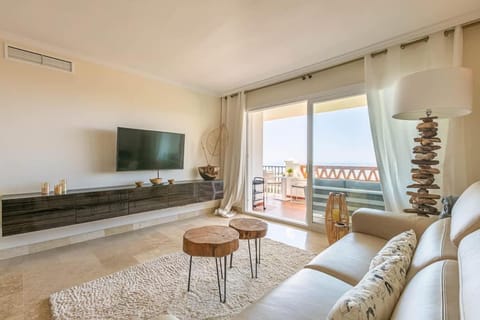 TV and multimedia, Living room, air conditioner
