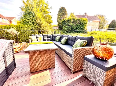 Garden, Balcony/Terrace