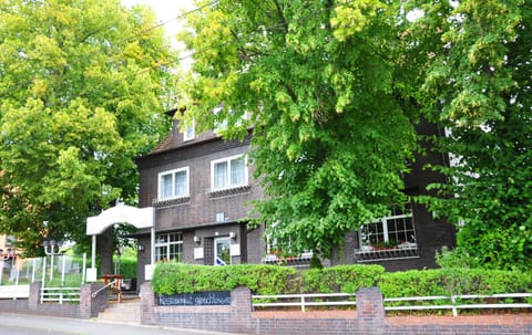 Property building, Balcony/Terrace