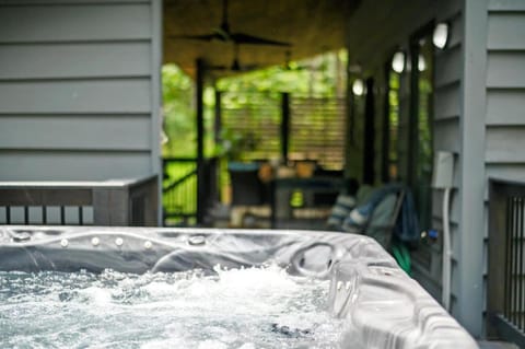 Natural landscape, Hot Tub