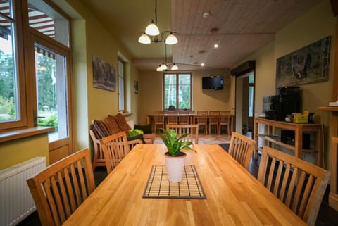 Lounge or bar, Dining area