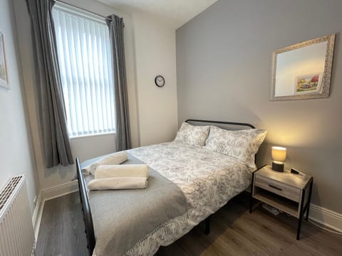 Belford Apartment, Close to Tynemouth Condo in North Shields