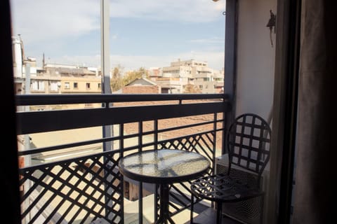 Balcony/Terrace, Garden view