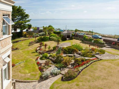 Property building, Bird's eye view, View (from property/room), On site, Area and facilities