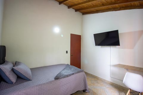 Apartamento a 3 min del Hospital Pablo tobón uribe Condo in Medellin