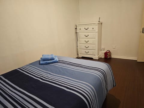 Axel room 2 Bed and Breakfast in Manchester