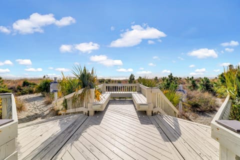 Natural landscape, View (from property/room)