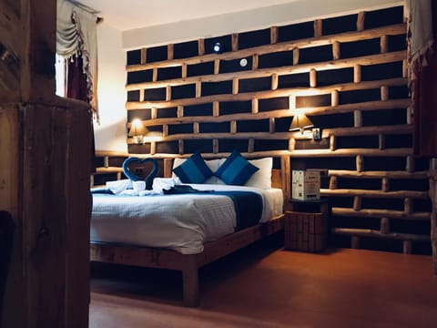 Manu Villa - 1,2,3 Bedroom Personal Luxury Villas Available in Manali Hôtel in Manali